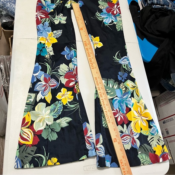 Alexis Calipso Black Kamilla Floral Print Mid Rise Cotton Flare Pants Small T1 - Picture 7 of 10